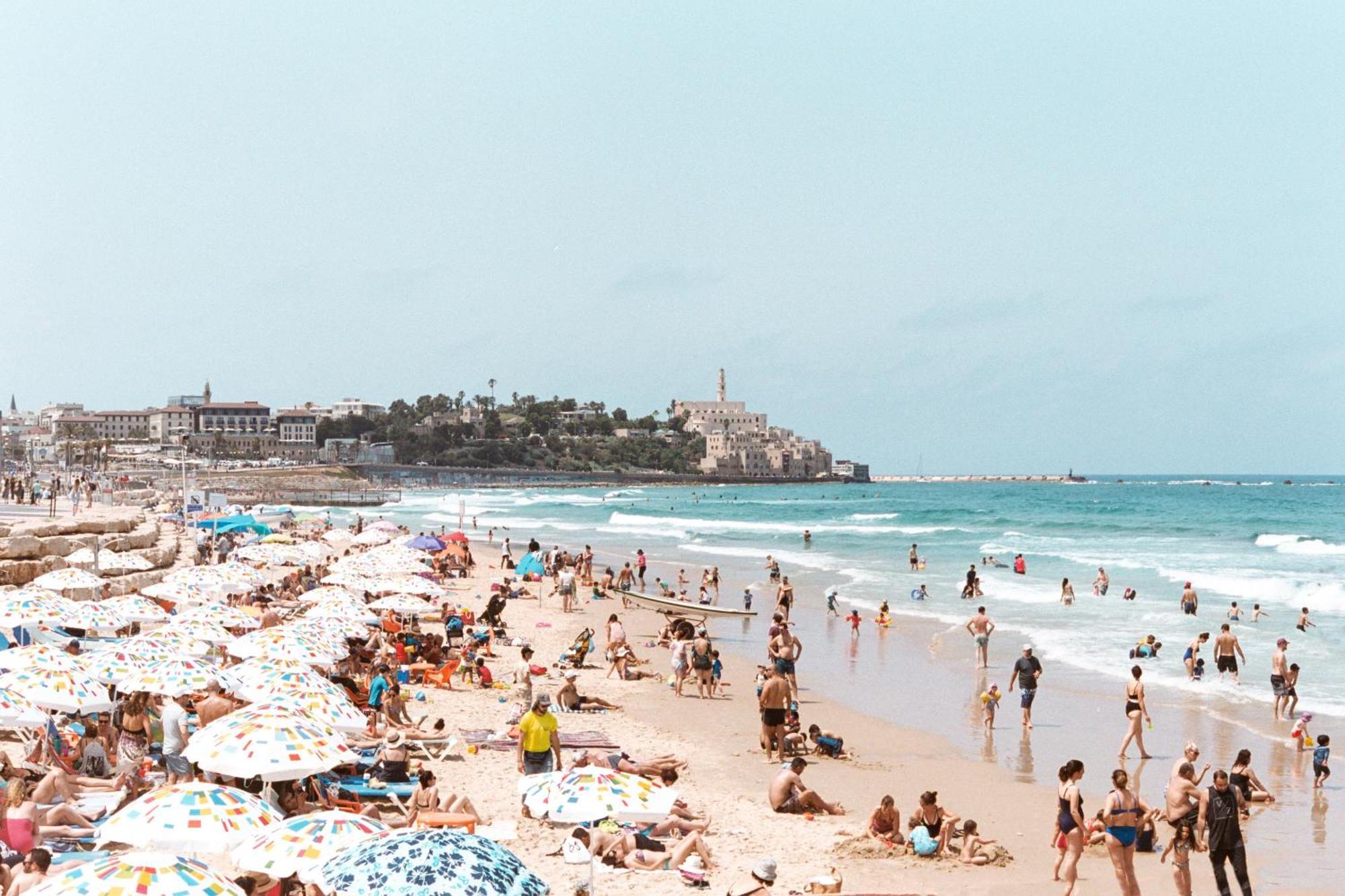 Wom Beach Pod Hotel - A Member Of Brown Hotels Tel Aviv Exterior foto